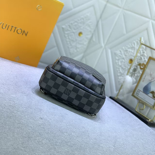 ルイヴィトン（LOUIS VUITTON）モノグラム  バッグ ボディバッグ メンズ