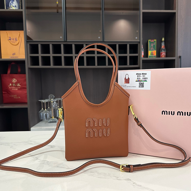 ミュウミュウ ミニバッグ レディース