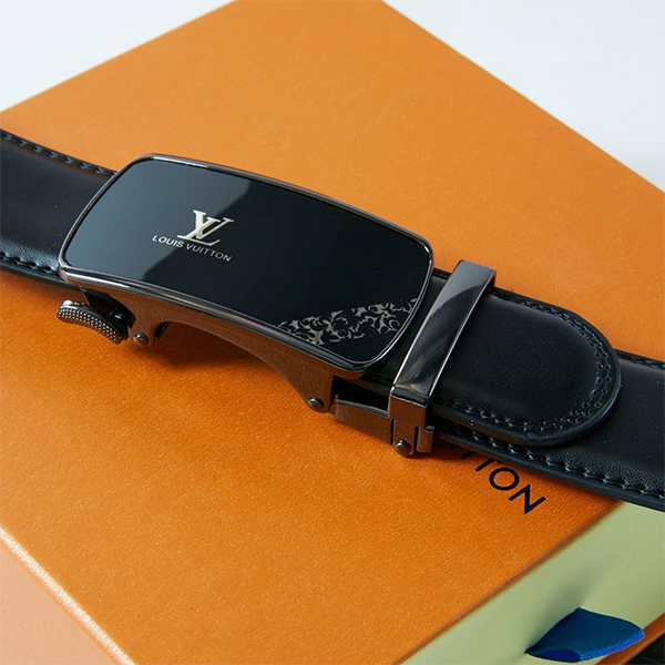 Louis Vuitton ルイヴィトン 牛革 ベルト 35MM 穴なし オートロック式 サイズ調整可能 メンズ