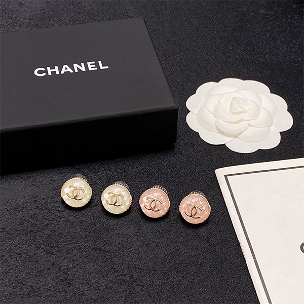 CHANEL シャネル  花  ピアス 2色選択可