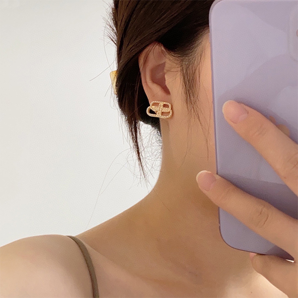 バレンシアガ Balenciaga パール ピアス