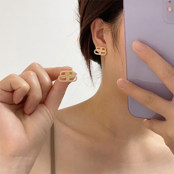 バレンシアガ Balenciaga パール ピアス