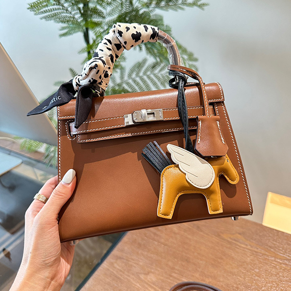 エルメス Kelly22 ゴールド ハンドバッグ ショルダーバッグ レディース