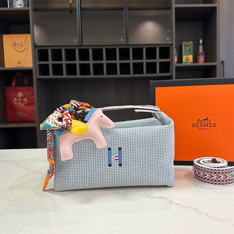 エルメス Hermes ハンドバッグ 化粧品バッグ ミニバッグ レディース