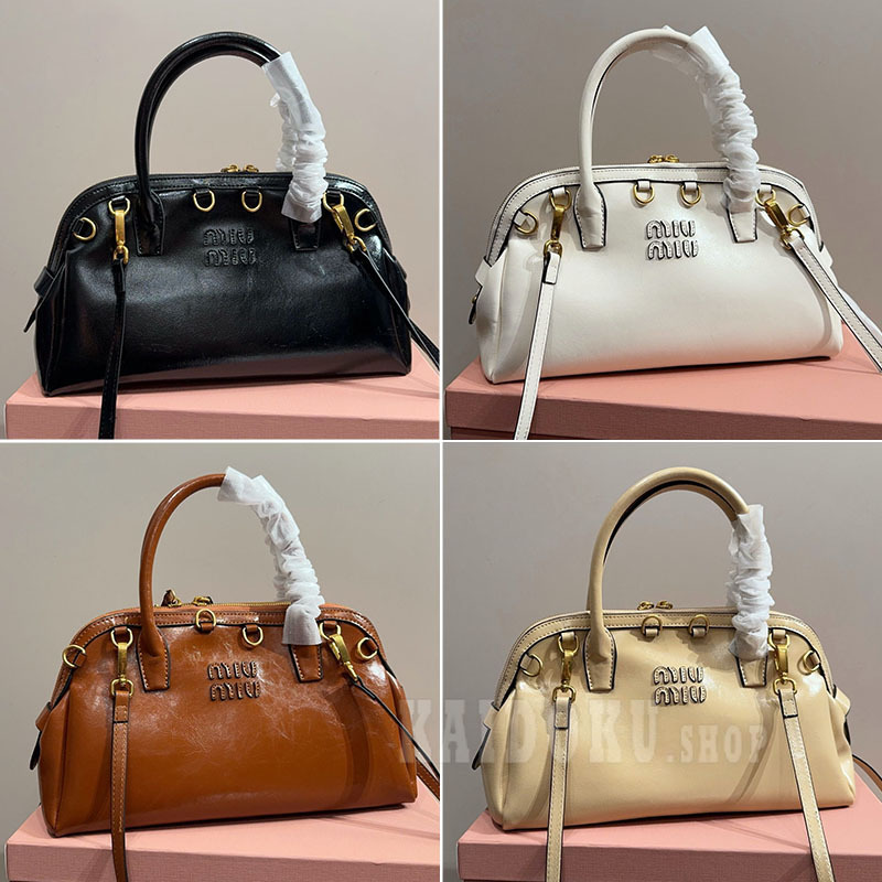 MIU MIU レザーハンドバッグ