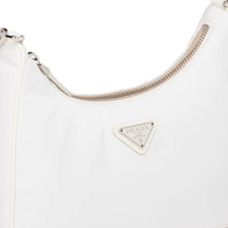 PRADA(プラダ) Re-Edition 2005 ナイロン ショルダーバッグ ホワイト ハンドバッグ