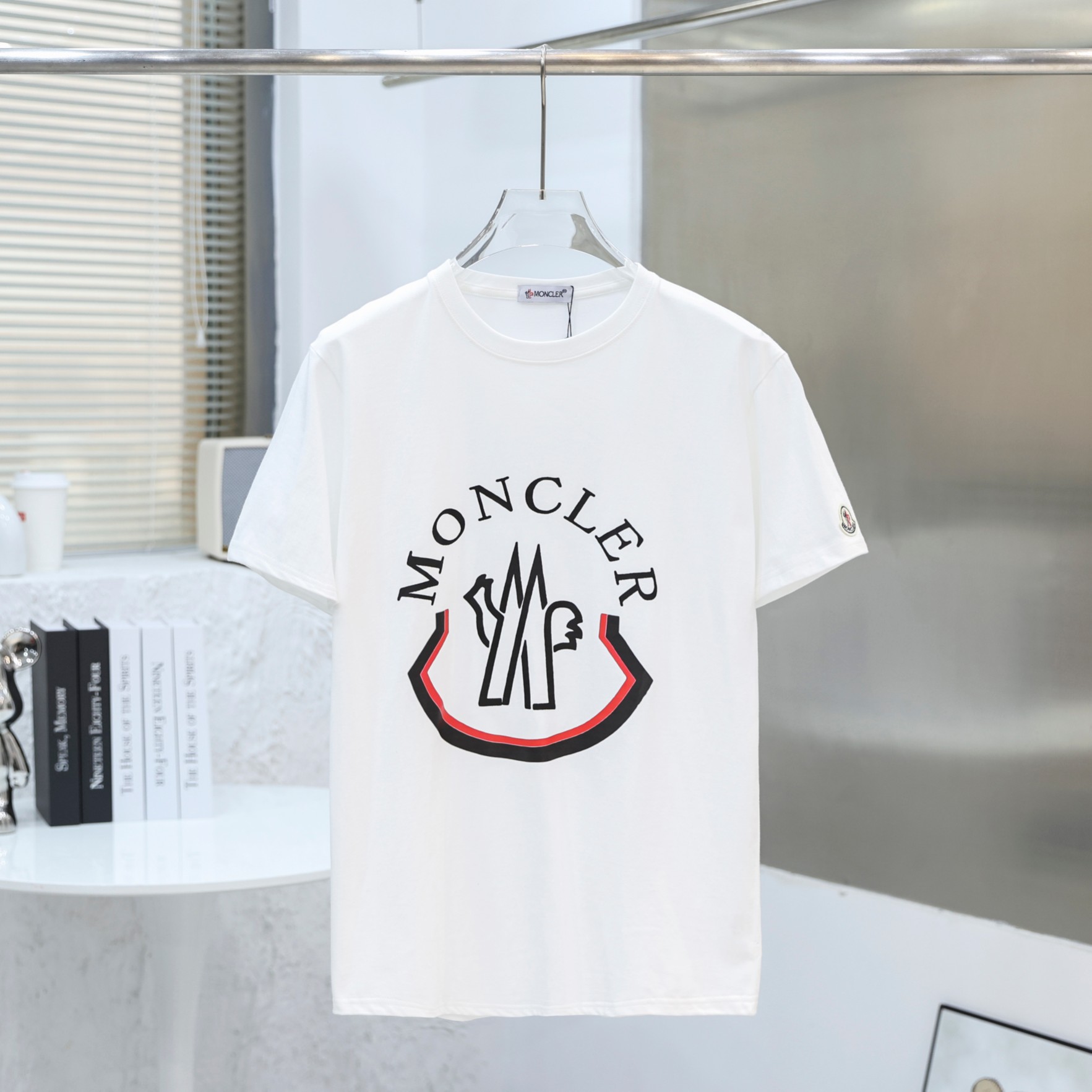 モンクレール 夏 新作 半袖 Tシャツ クルーネックメンズ &レディース