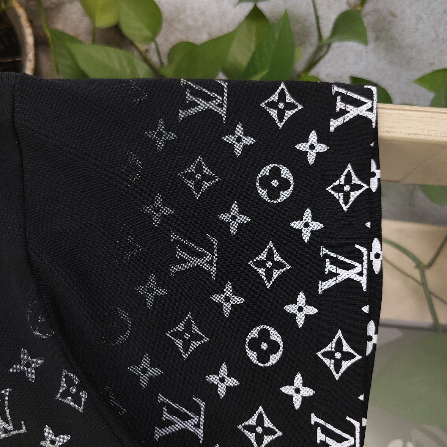 ルイヴィトン Tシャツ プリント 半袖 メンズ
