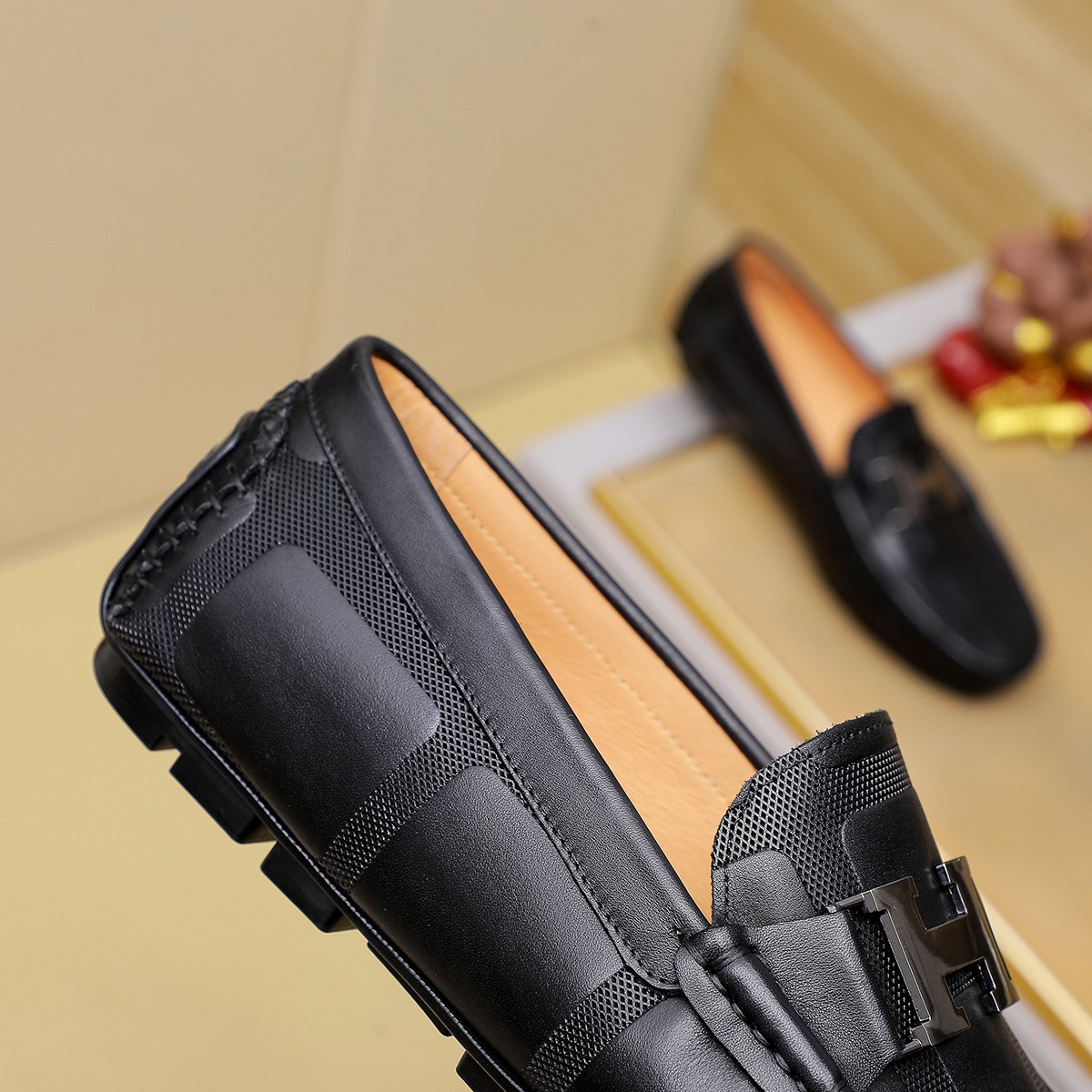 エルメス HERMES 大人気 モカシン ローファー シューズ 革靴 メンズ