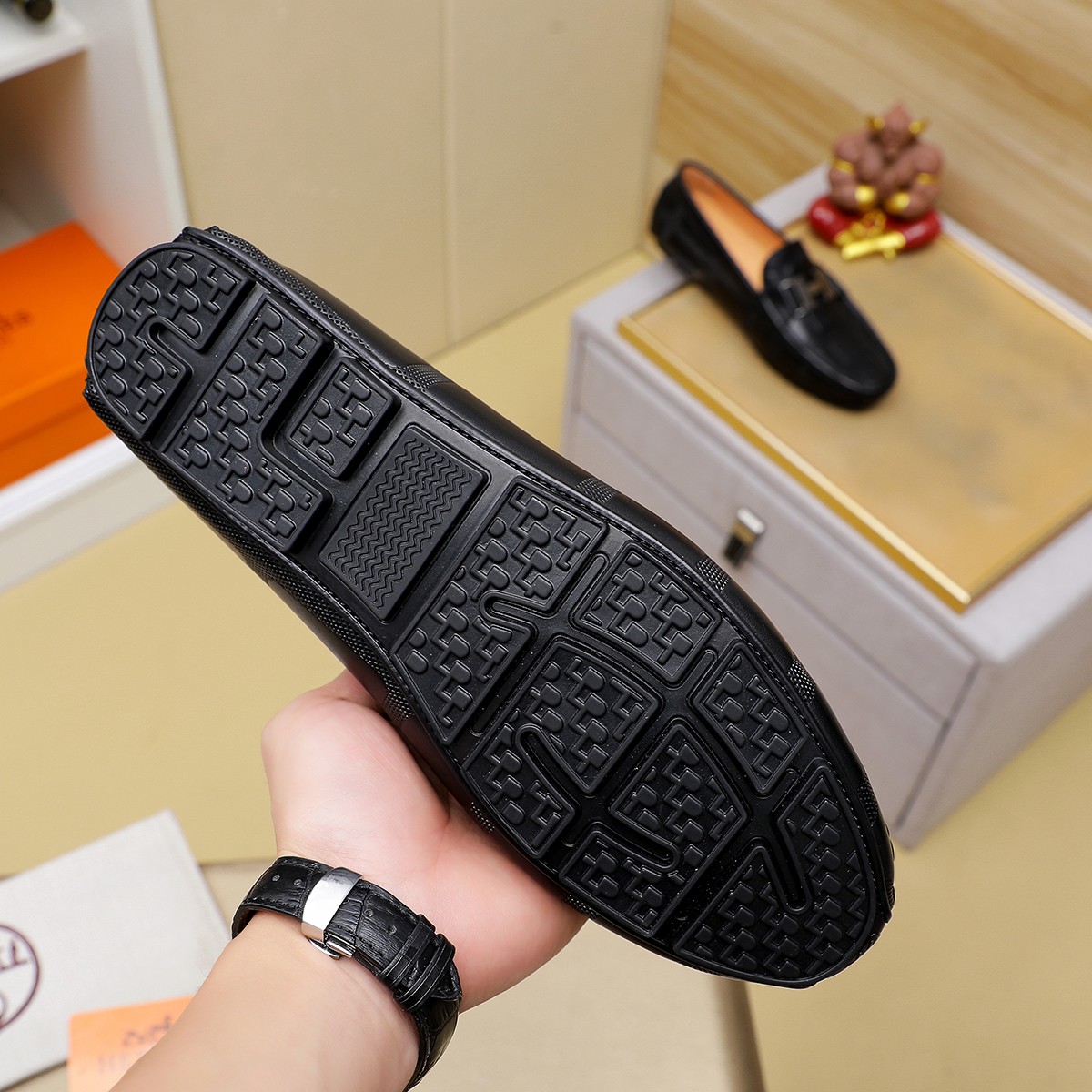 エルメス HERMES 大人気 モカシン ローファー シューズ 革靴 メンズ