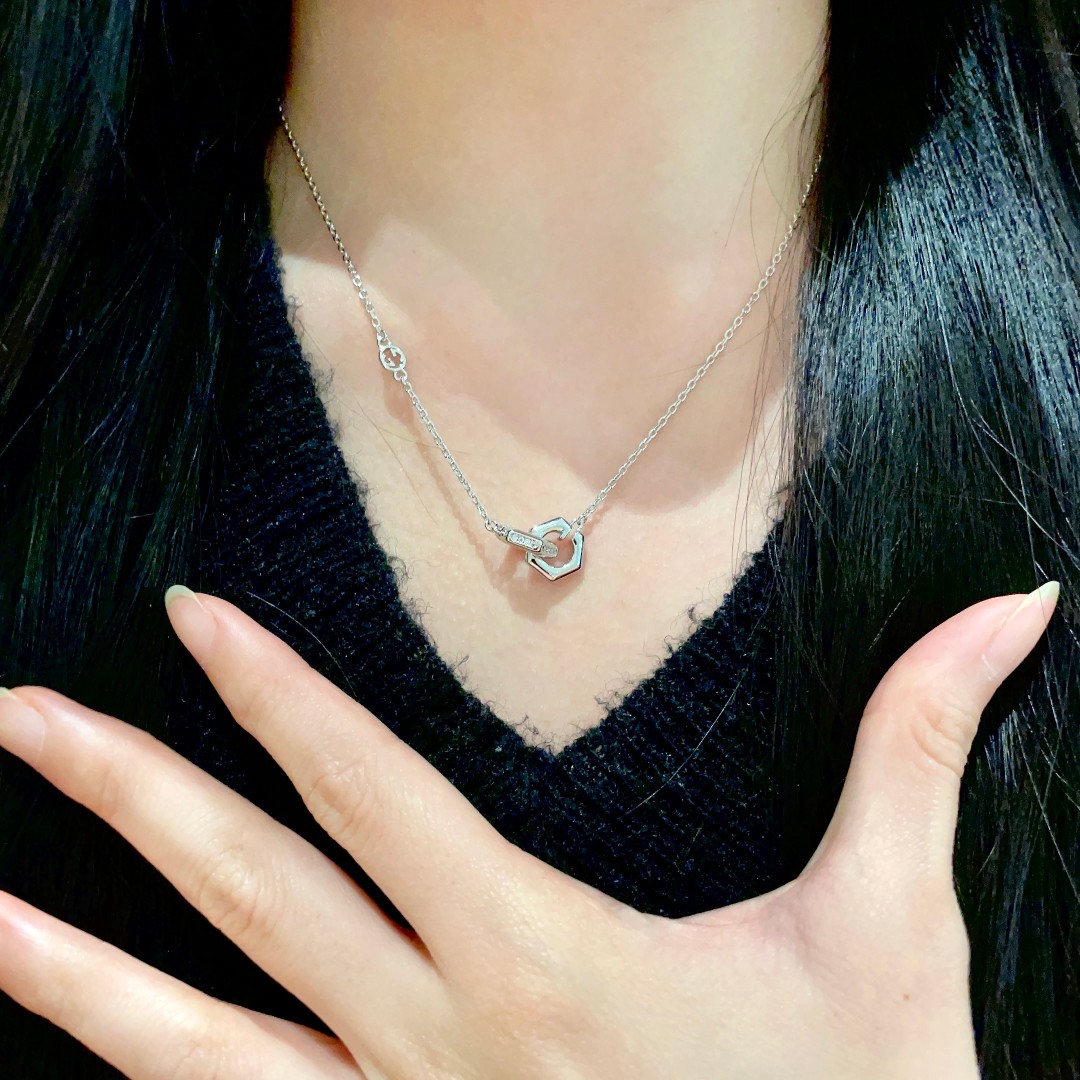 グッチ GUCCI ネックレス トレンド おしゃれ レディース