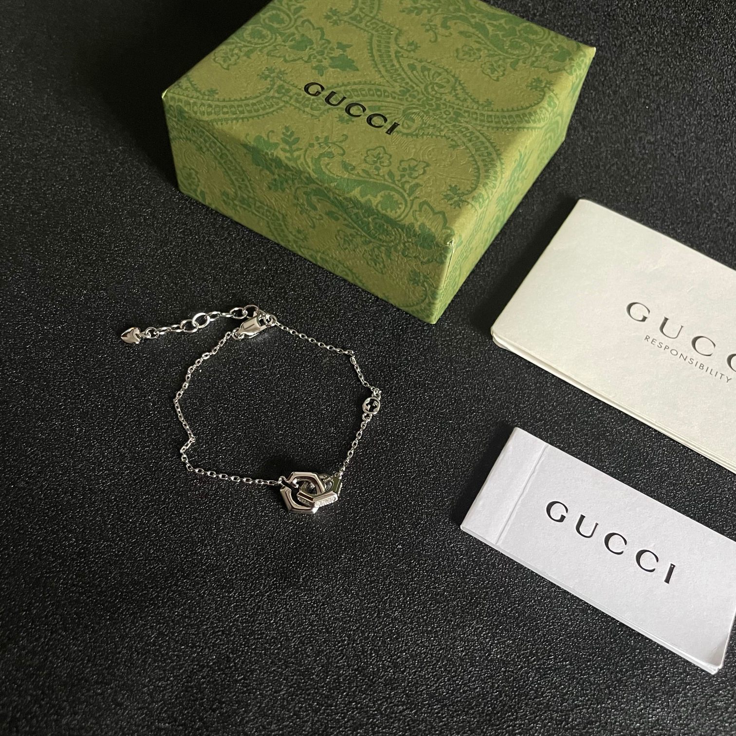 グッチ GUCCI ブレスレット トレンド おしゃれ レディース