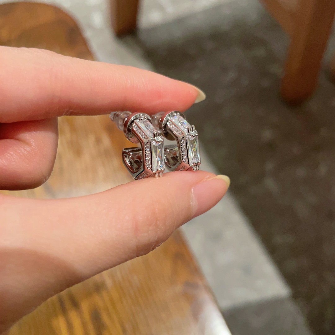 グッチ GUCCI ピアス トレンド おしゃれ レディース