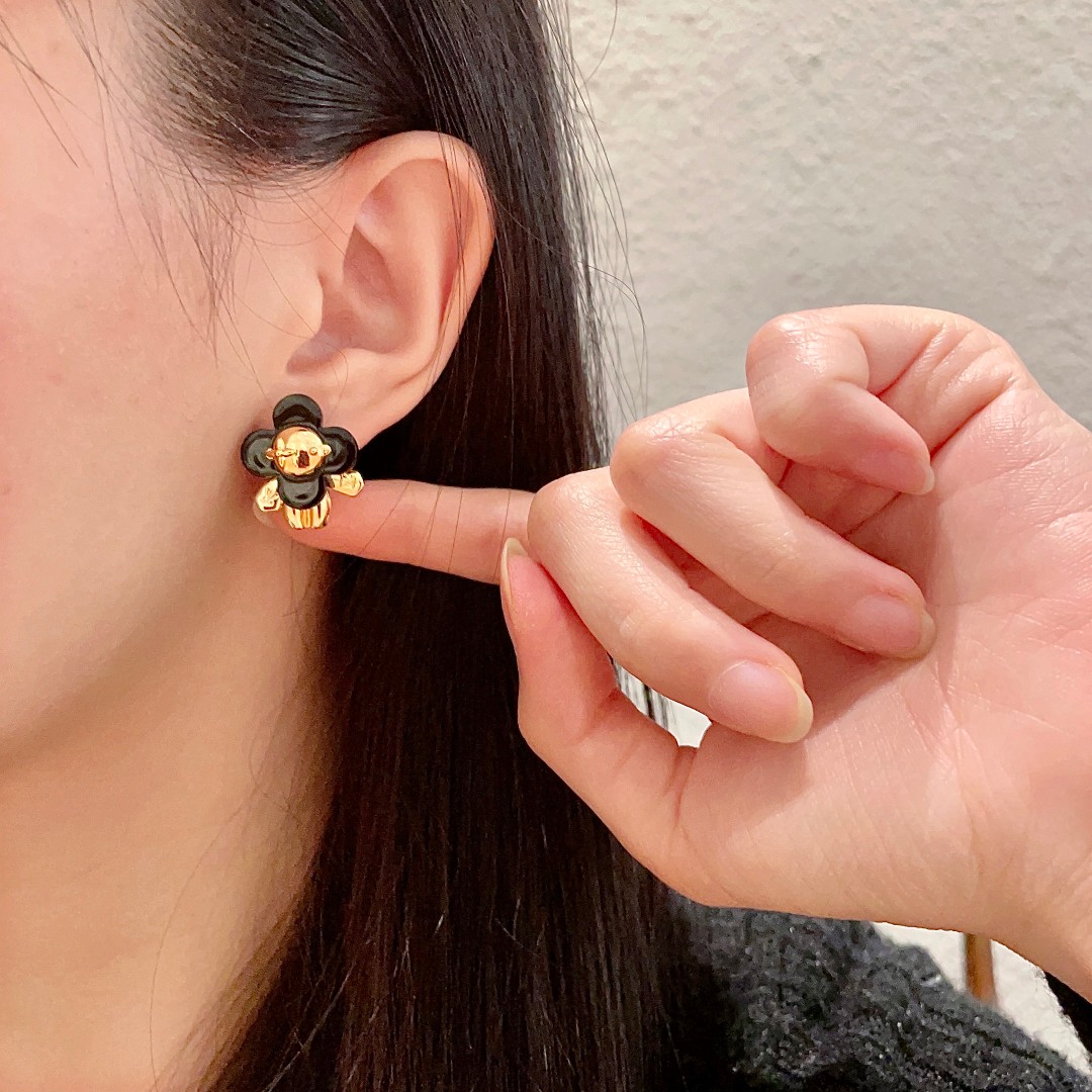 ルイ・ヴィトン LOUIS VUITTON 定番ピアス レディース