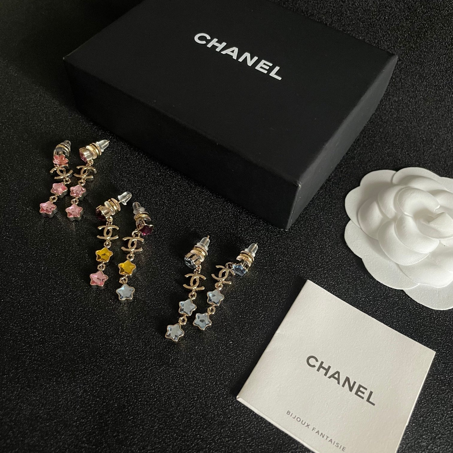 シャネル CHANEL ダブルC イヤリング 3色 定番 レディース