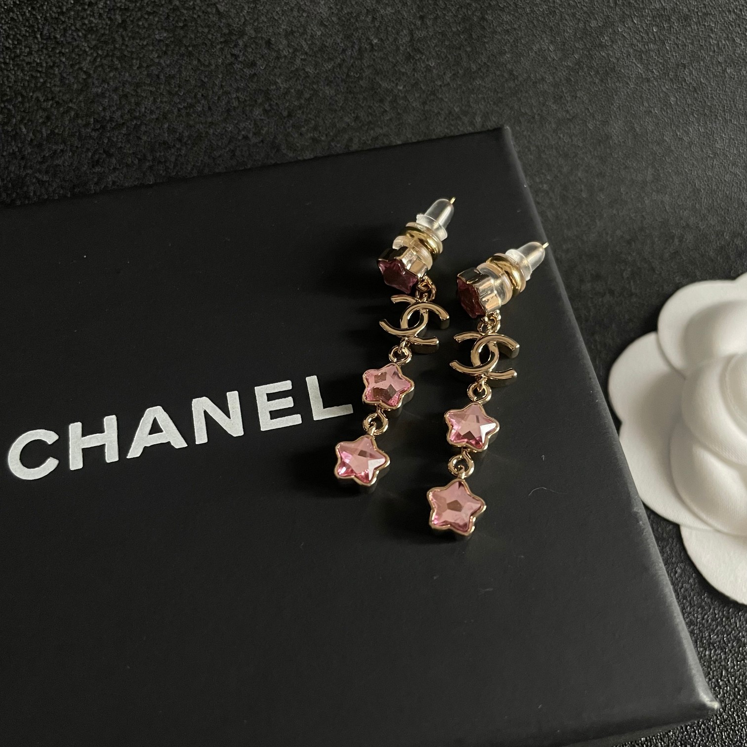 シャネル CHANEL ダブルC イヤリング 3色 定番 レディース