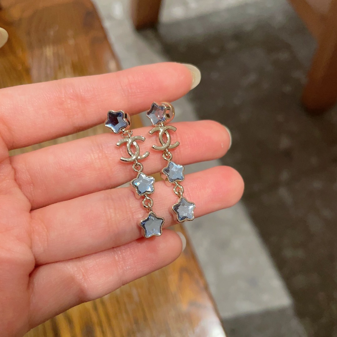 シャネル CHANEL ダブルC イヤリング 3色 定番 レディース