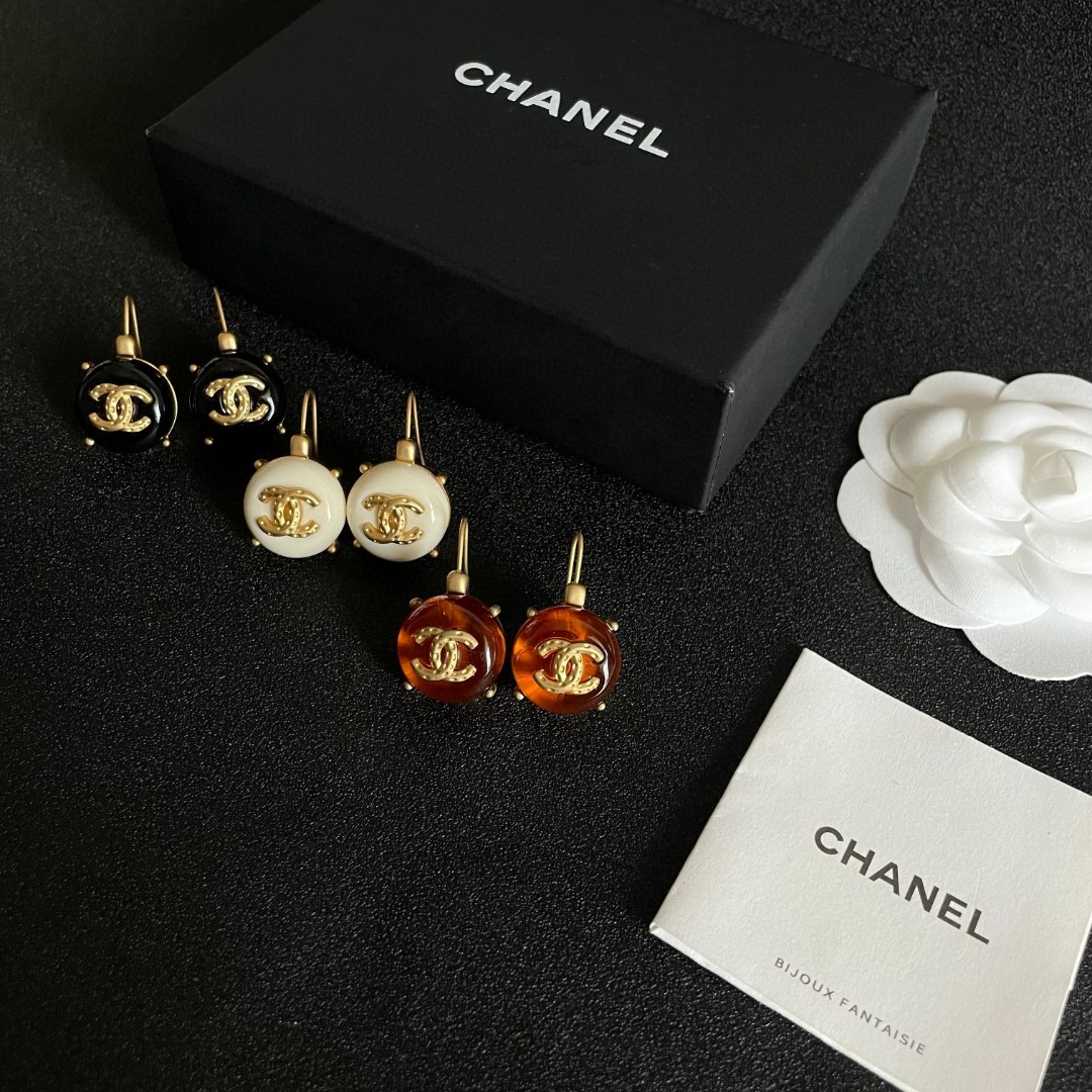 シャネル CHANEL ダブルC イヤリング ピアス 3色 レディース
