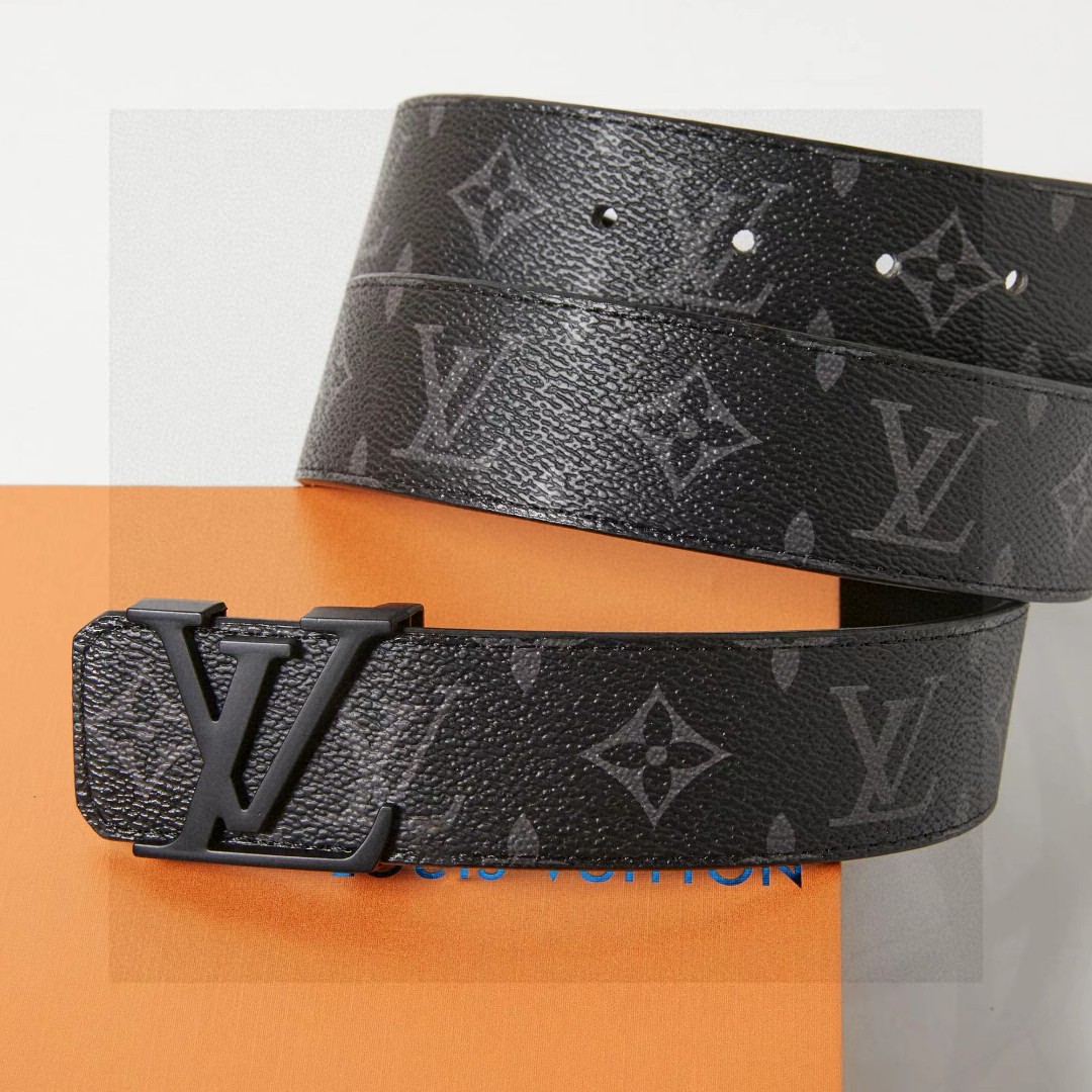 ルイヴィトン Louis Vuitton ベルト･LV イニシャル 40MM リバーシブル メンズ