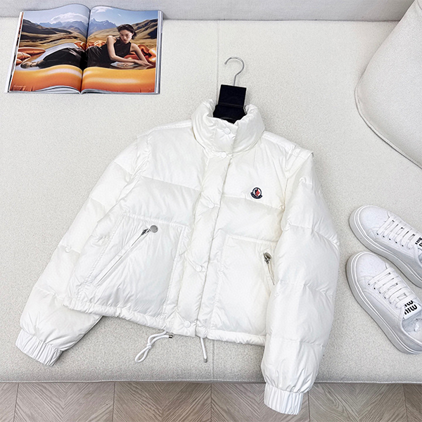 モンクレール Moncler ダウンコート ダウンジャケットアウター レディース