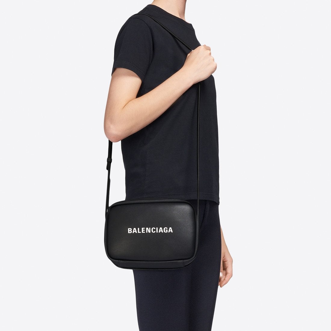 Balenciaga(バレンシアガ) エブリデイ カメラ バッグ 2色 ショルダーバッグ ミニバッグ