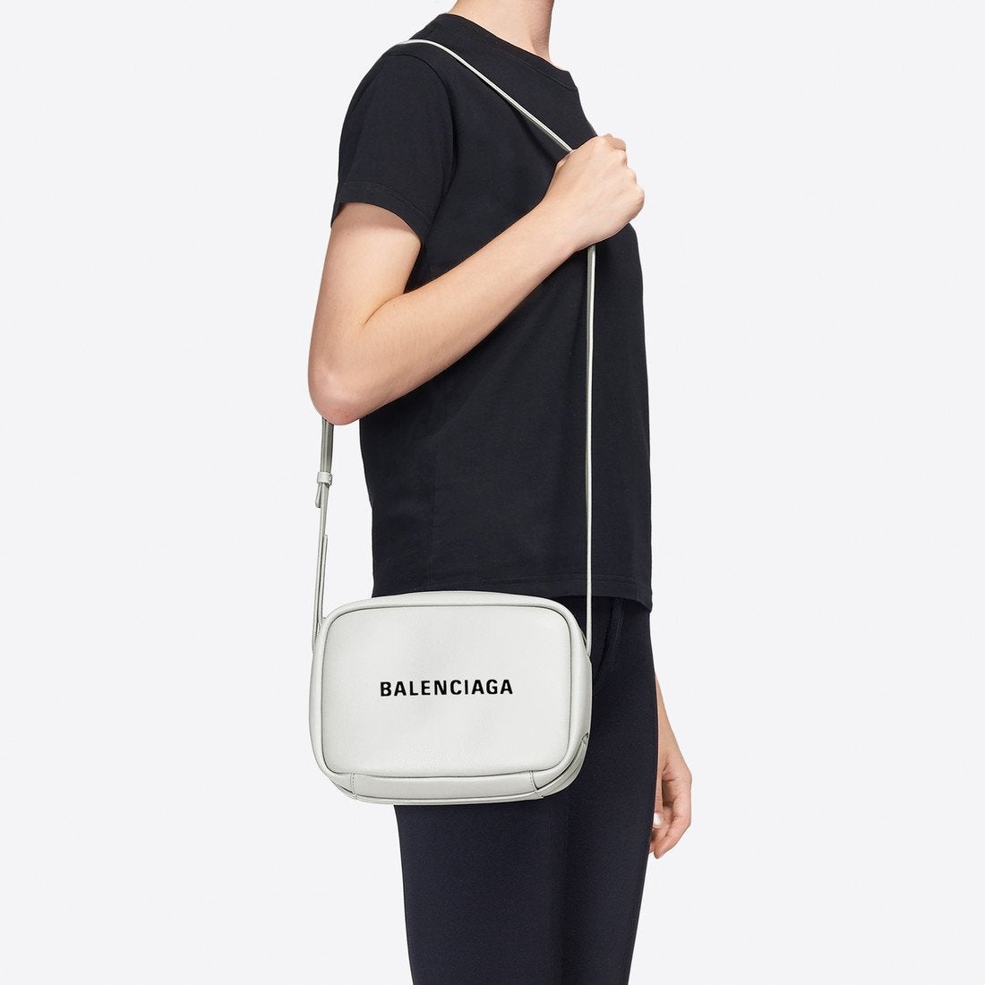 Balenciaga(バレンシアガ) エブリデイ カメラ バッグ 2色 ショルダーバッグ ミニバッグ