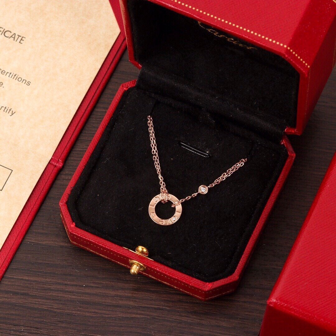 LOVE ネックレス、ダイヤモンド2個 2色