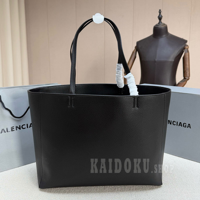 バレンシアガ BALENCIAGA イーストウェスト エブリデイ トートバッグ黒 レディース