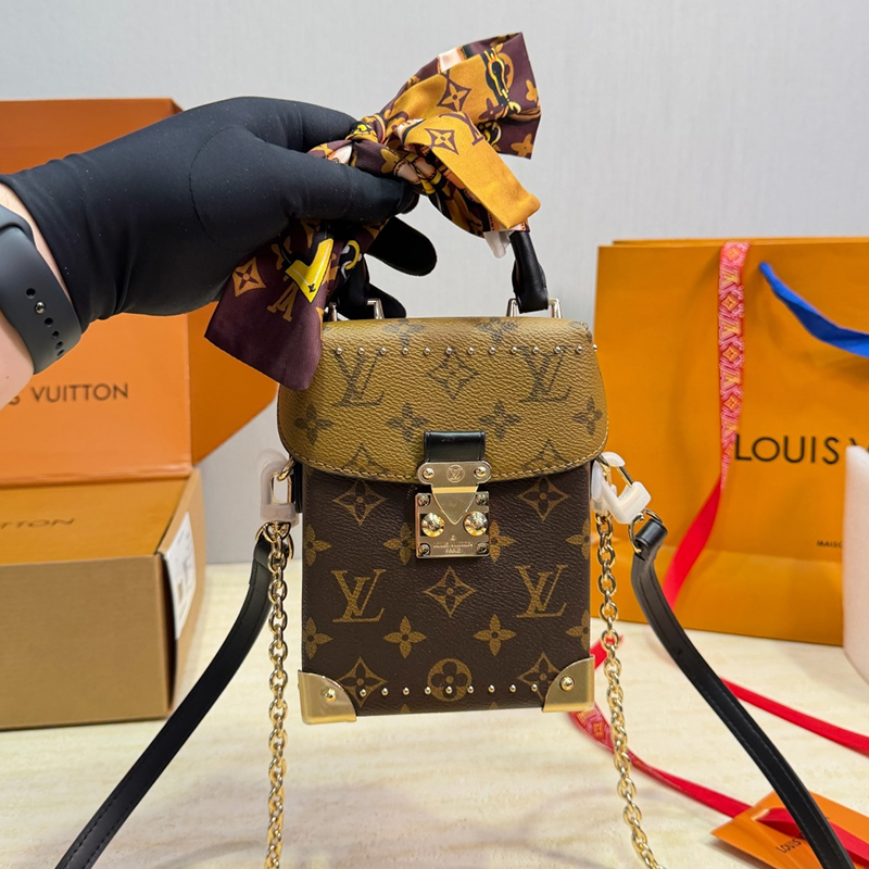 ルイヴィトン LOUIS VUITTON カメラボックス ショルダーバッグM82465 レディース