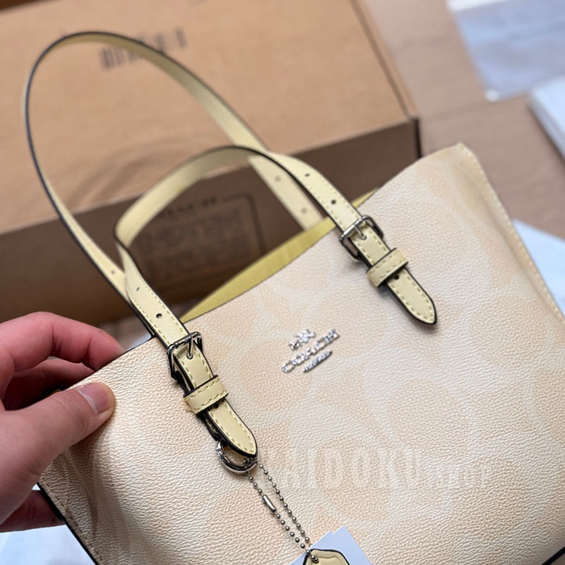 コーチ COACH モリー トートバッグ 25 シグネチャー キャンバス レディース