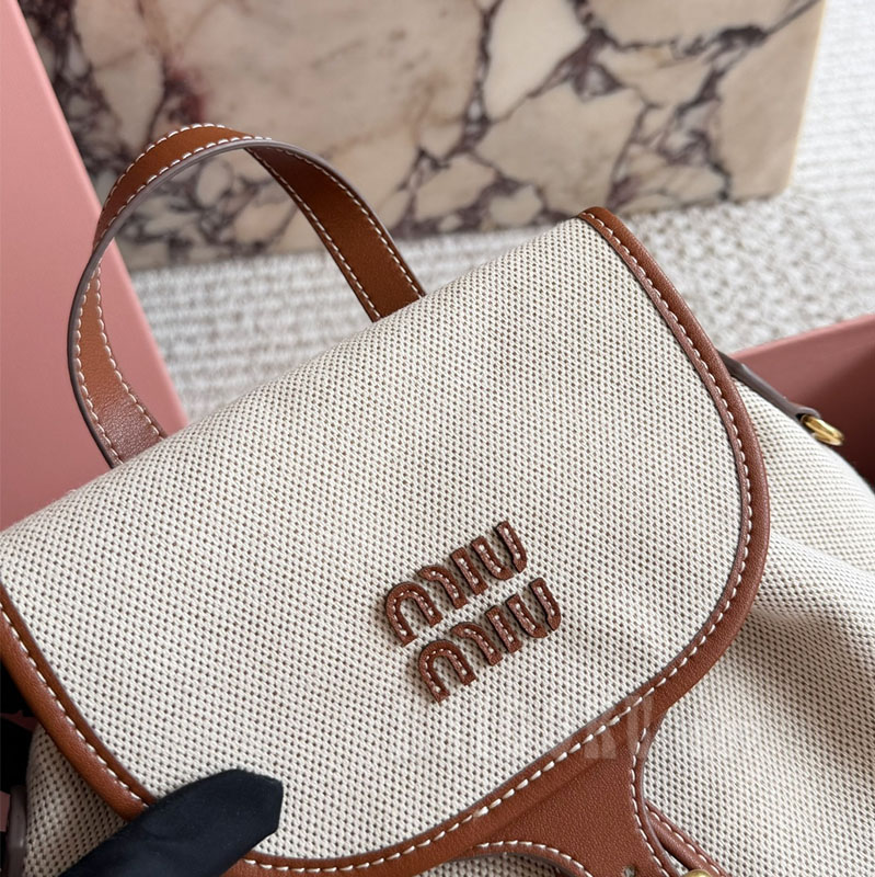 ミュウミュウ MIUMIU キャンバスxレザー バックパック リュックバッグ レディース