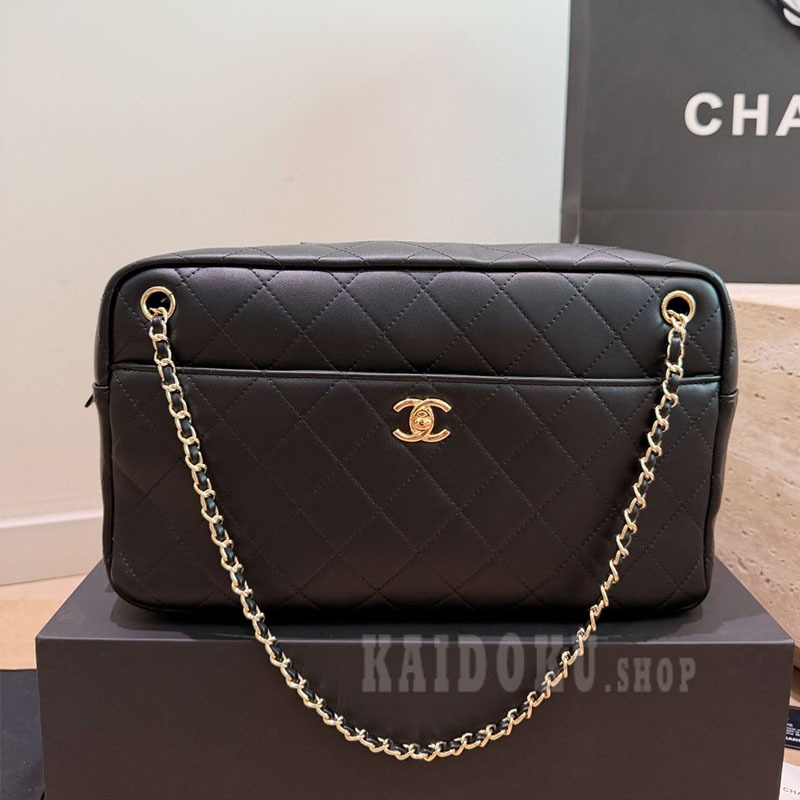 シャネル CHANEL チェーンバッグ ショルダーバッグ カメラバッグ レディース 