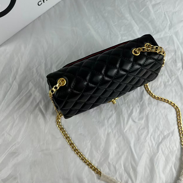 シャネル CHANEL チェーンバッグ 24cm ショルダーバッグ レディース