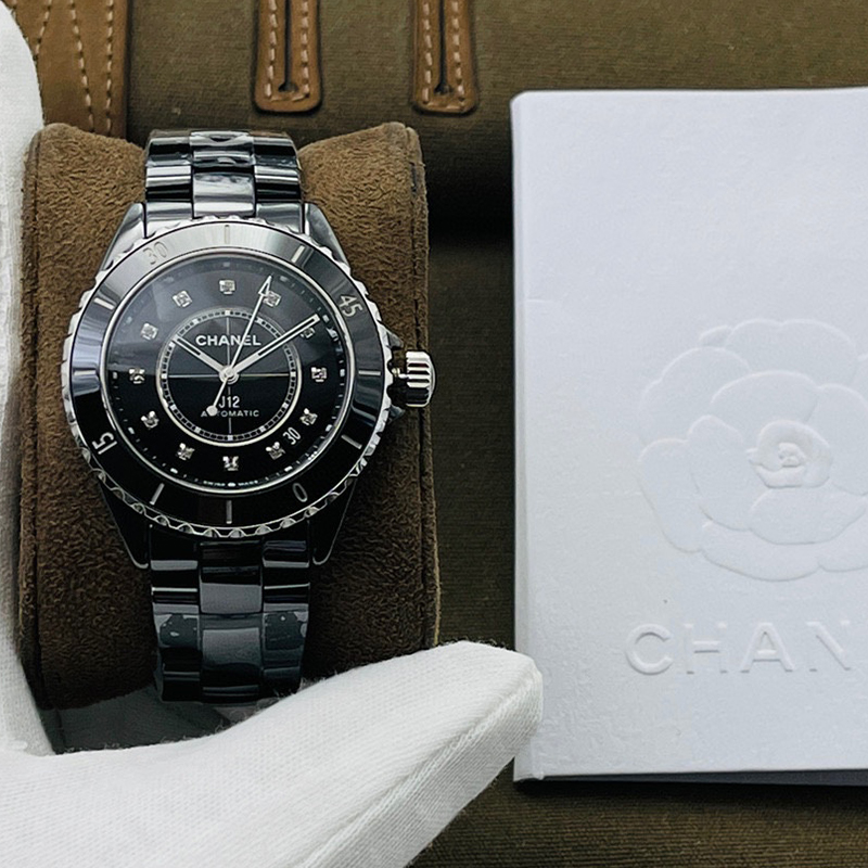 シャネル CHANEL J12 オートマティック 38mm ブラック  ダイヤモンドインデックス 腕時計 レディース&メンズ