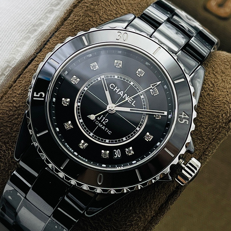 シャネル CHANEL J12 オートマティック 38mm ブラック  ダイヤモンドインデックス 腕時計 レディース&メンズ