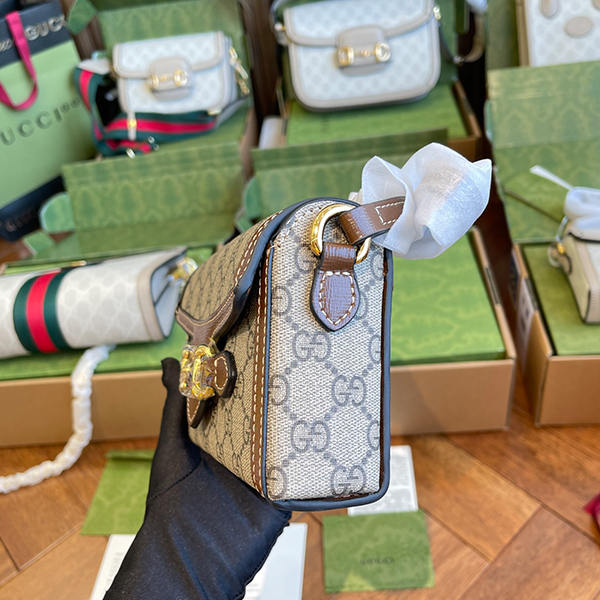 グッチ GUCCI ショルダーバッグ レディース