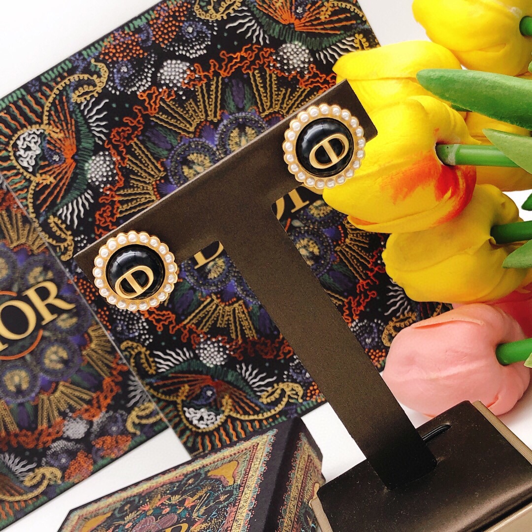 ディオール DIOR スタッドピアス Petit CD Baroque レディース