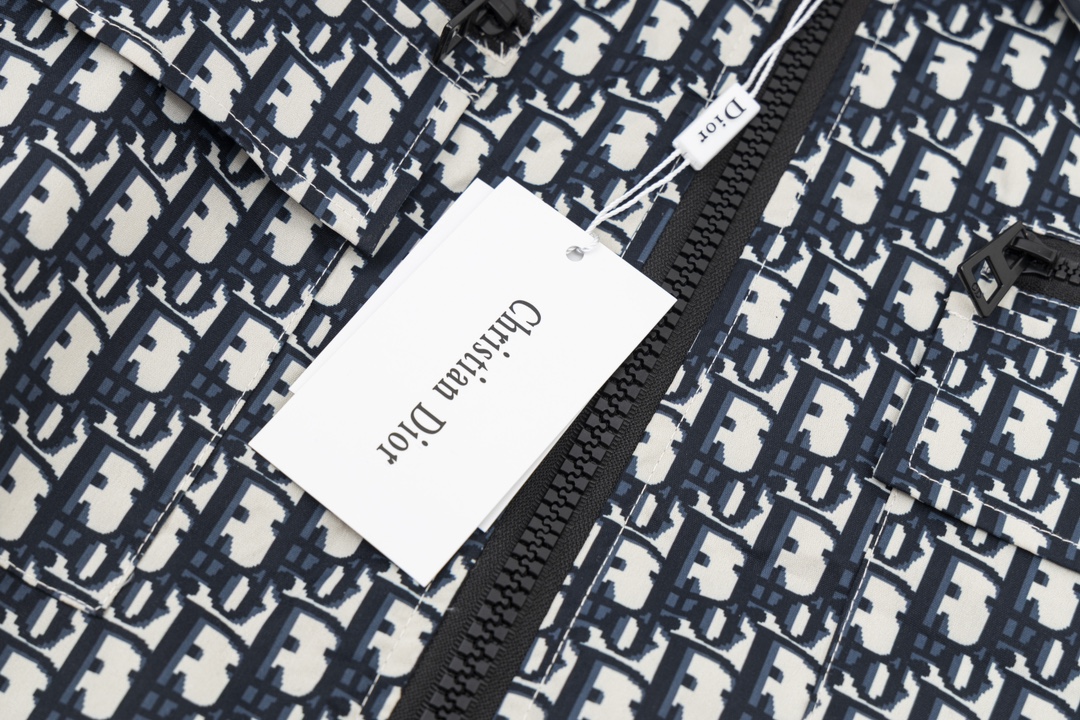 Christian Dior ロゴプリント ジャケット 日本国内最高級ブランド販売店のブランド通販専門店