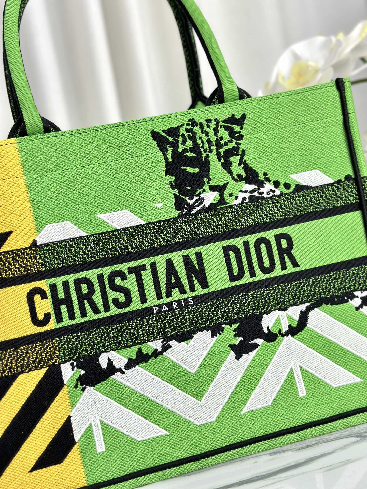 ディオール DIOR ファッション トートバッグ 刺繍 レディース