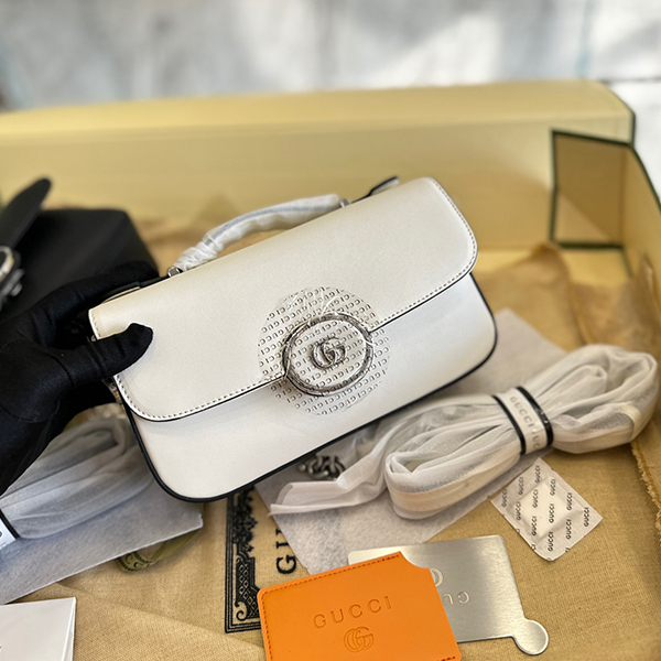 グッチ GUCCI ショルダーバッグ ２色 レディース