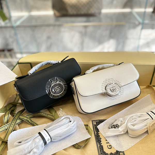 グッチ GUCCI ショルダーバッグ ２色 レディース