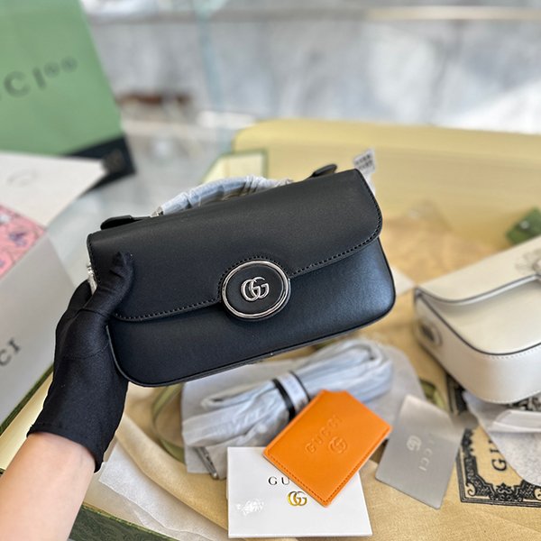 グッチ GUCCI ショルダーバッグ ２色 レディース