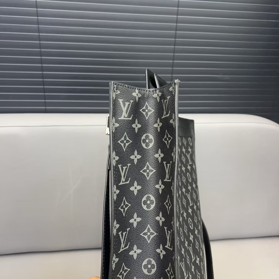 LOUIS VUITTON ルイヴィトン トートバッグ ハンドバッグ Sac Plat メンズ