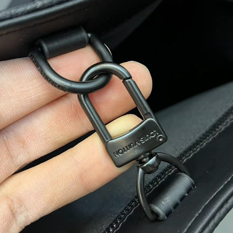 LOUIS VUITTON ルイヴィトン トートバッグ ハンドバッグ Sac Plat メンズ