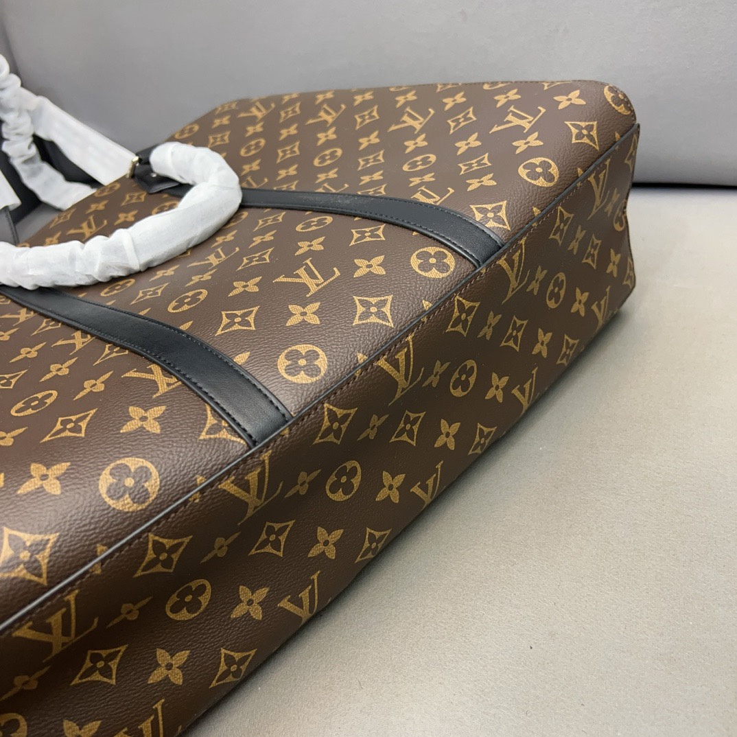 LOUIS VUITTON ルイヴィトン トートバッグ ハンドバッグ メンズ