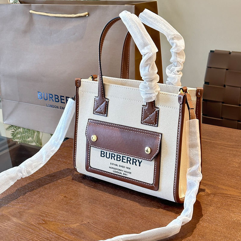 バーバリー BURBERRY トートバッグ レディース