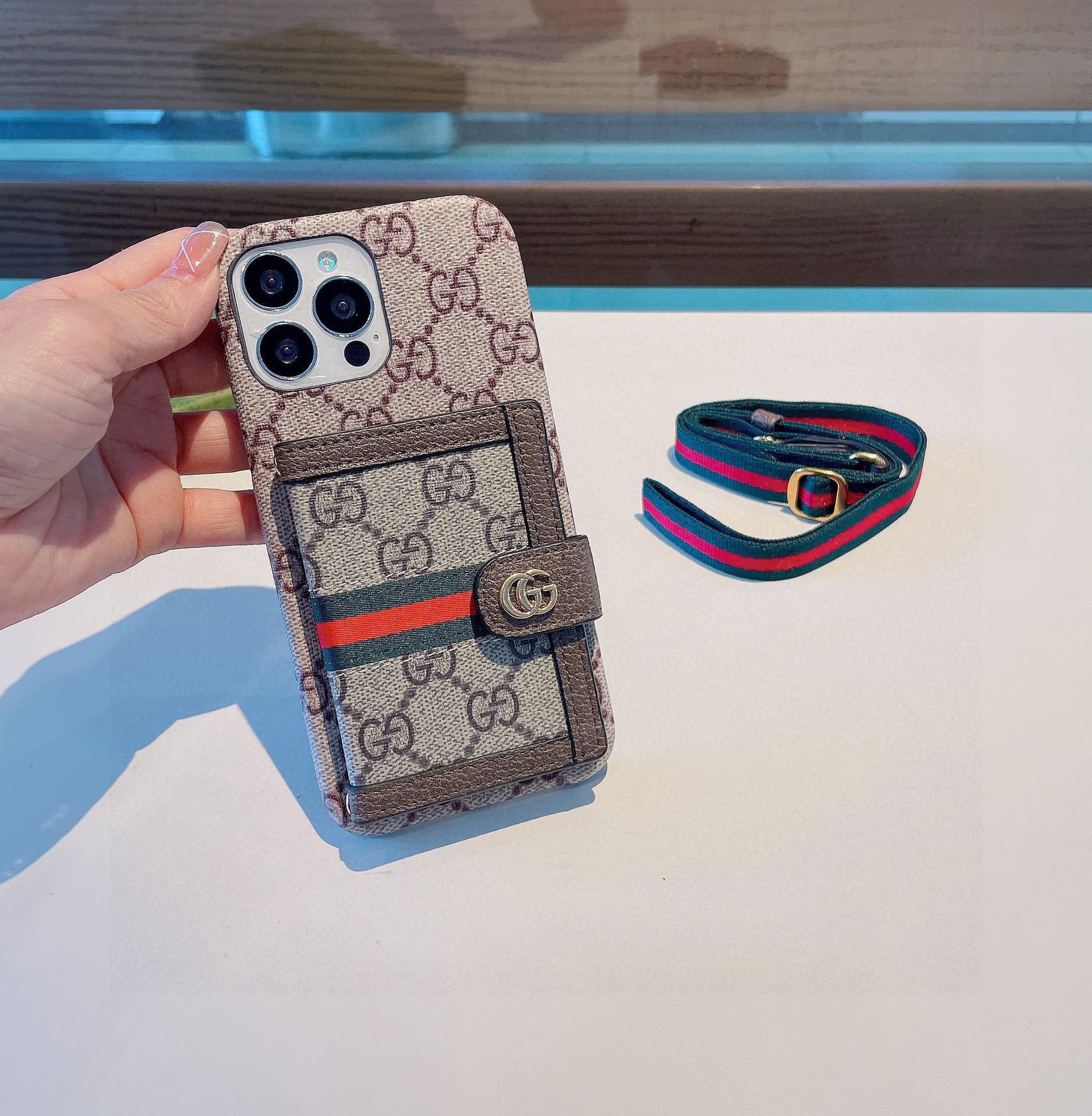 グッチ 携帯ケース iPhoneケース 定番 レディース メンズ