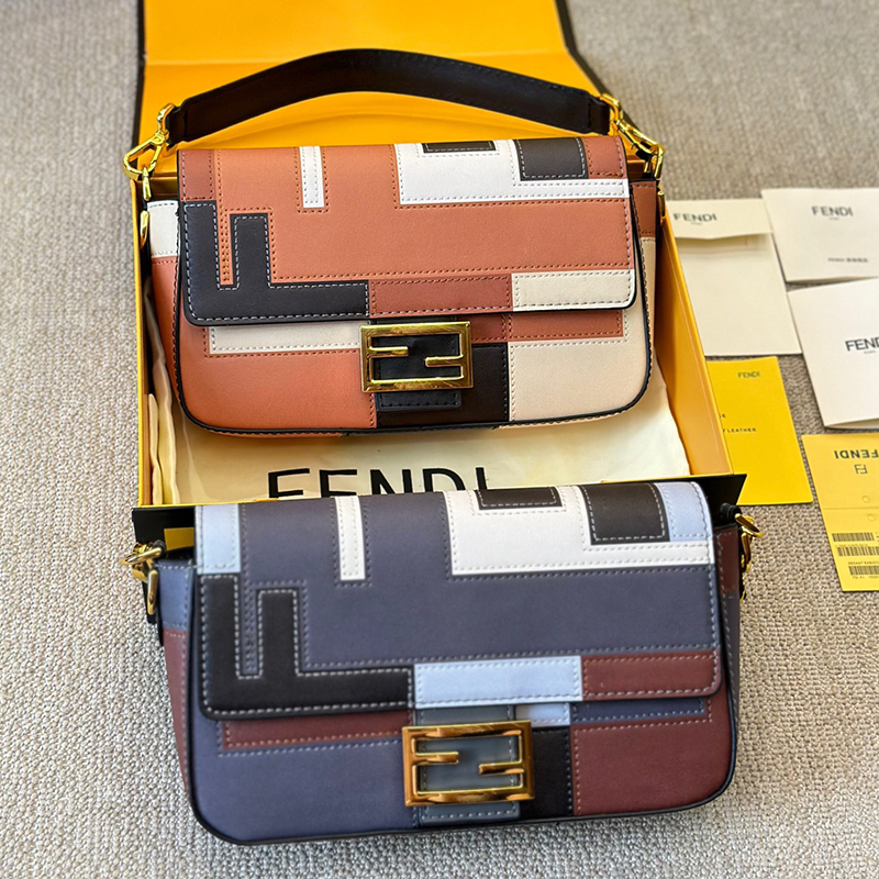 フェンディ FENDI ショルダーバッグ 2色 レディース