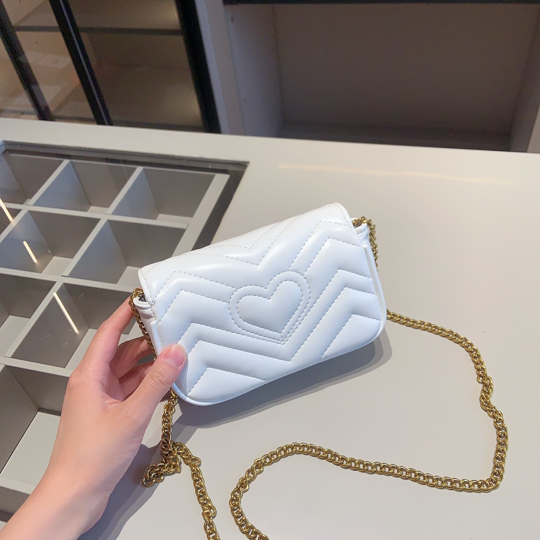 シャネル トートバッグ＋財布 グッチ ショルダーバッグ お得セット 3点 ホワイト レディース