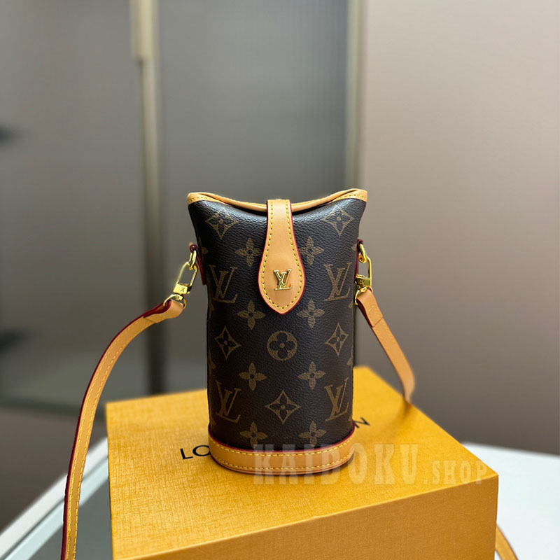 ルイヴィトン LOUIS VUITTON フォールド・ミー ポーチ ショルダーバッグ ICチップ付き レディース